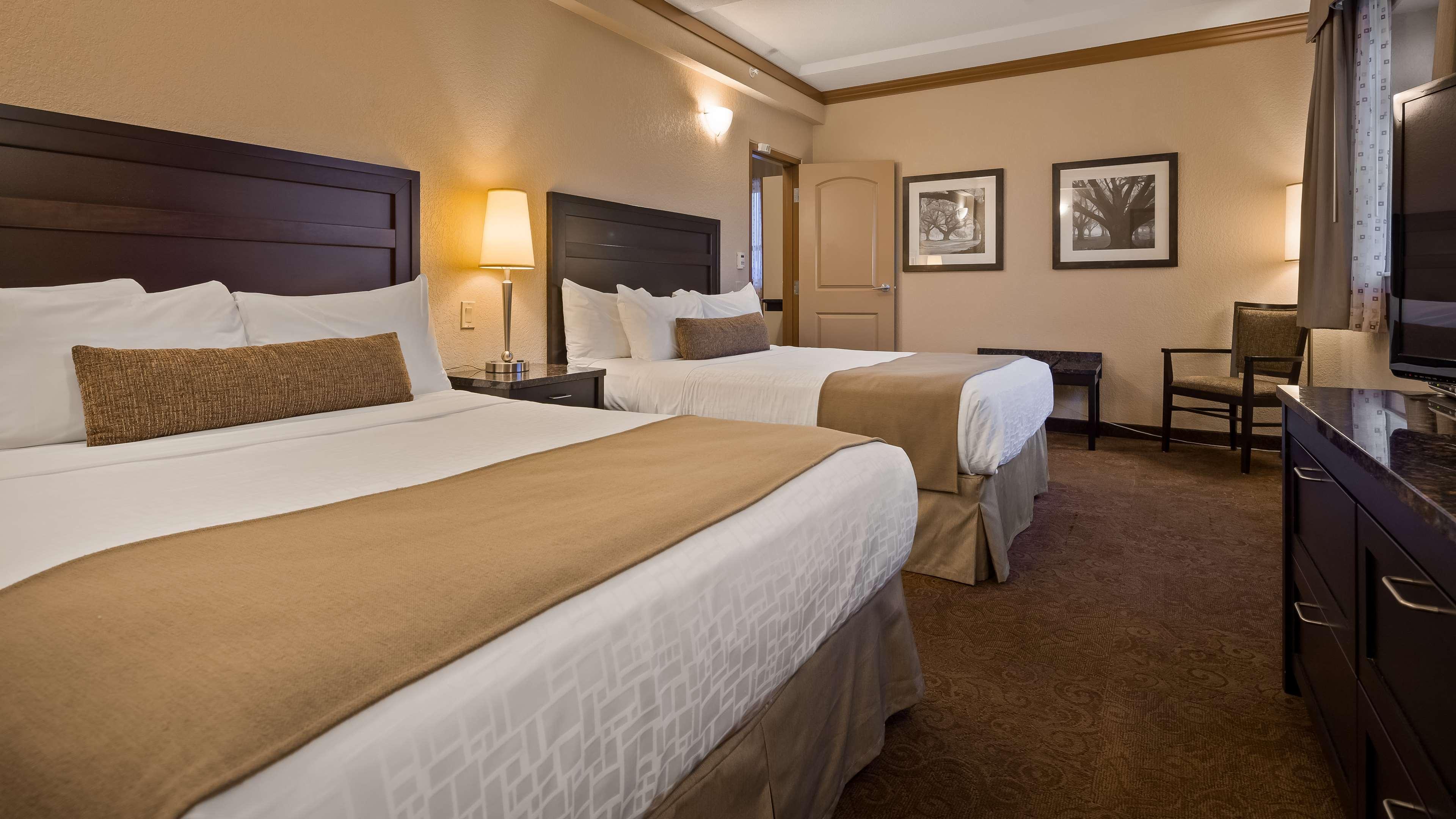 Best Western Plus Kamloops Hotel Buitenkant foto