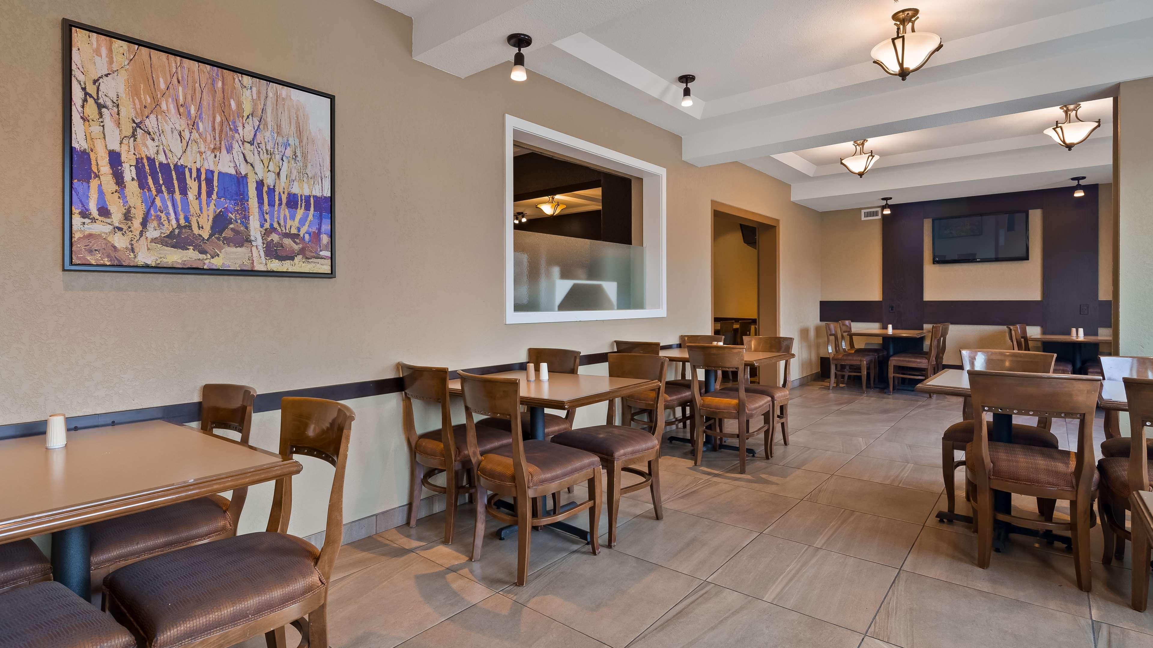 Best Western Plus Kamloops Hotel Buitenkant foto