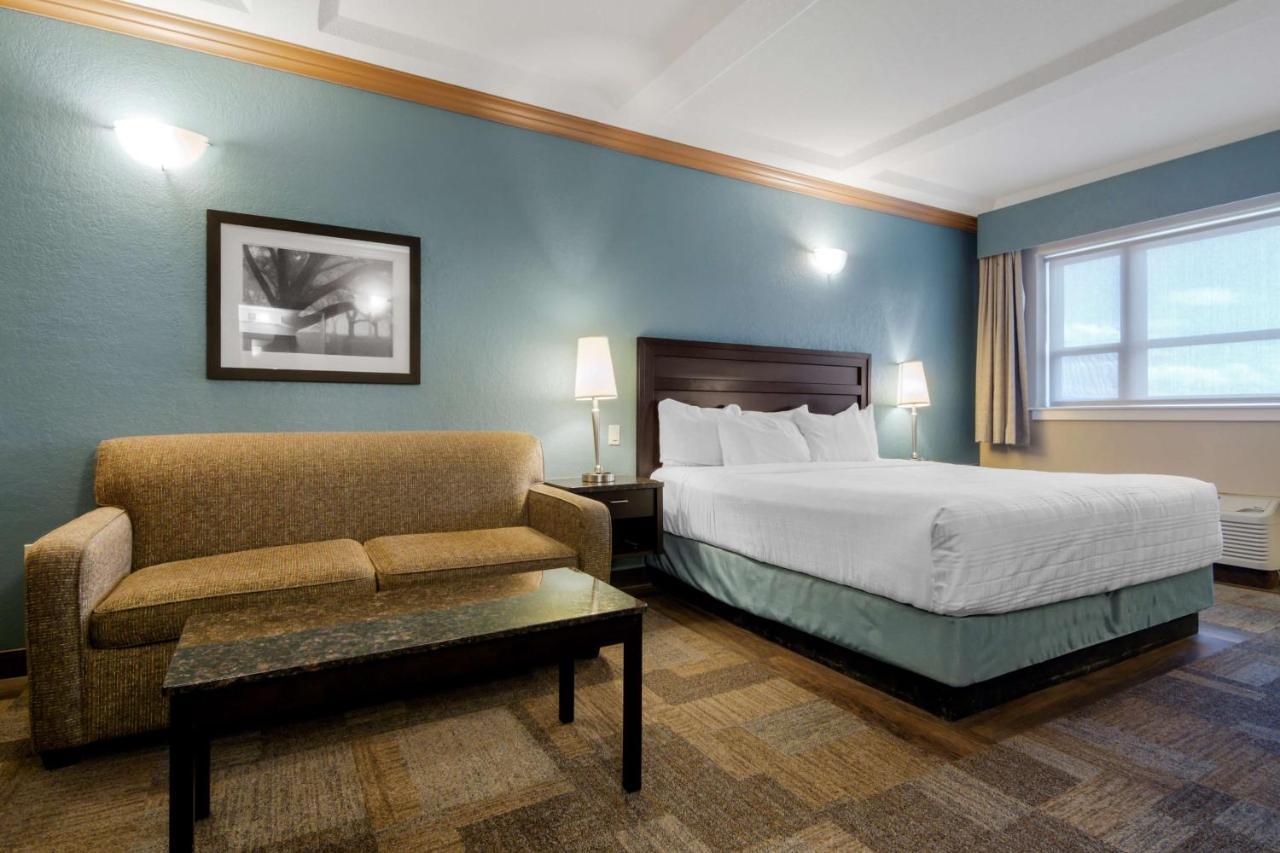 Best Western Plus Kamloops Hotel Buitenkant foto