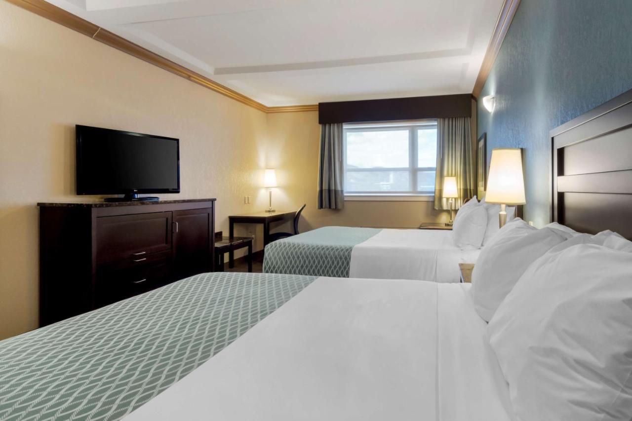 Best Western Plus Kamloops Hotel Buitenkant foto