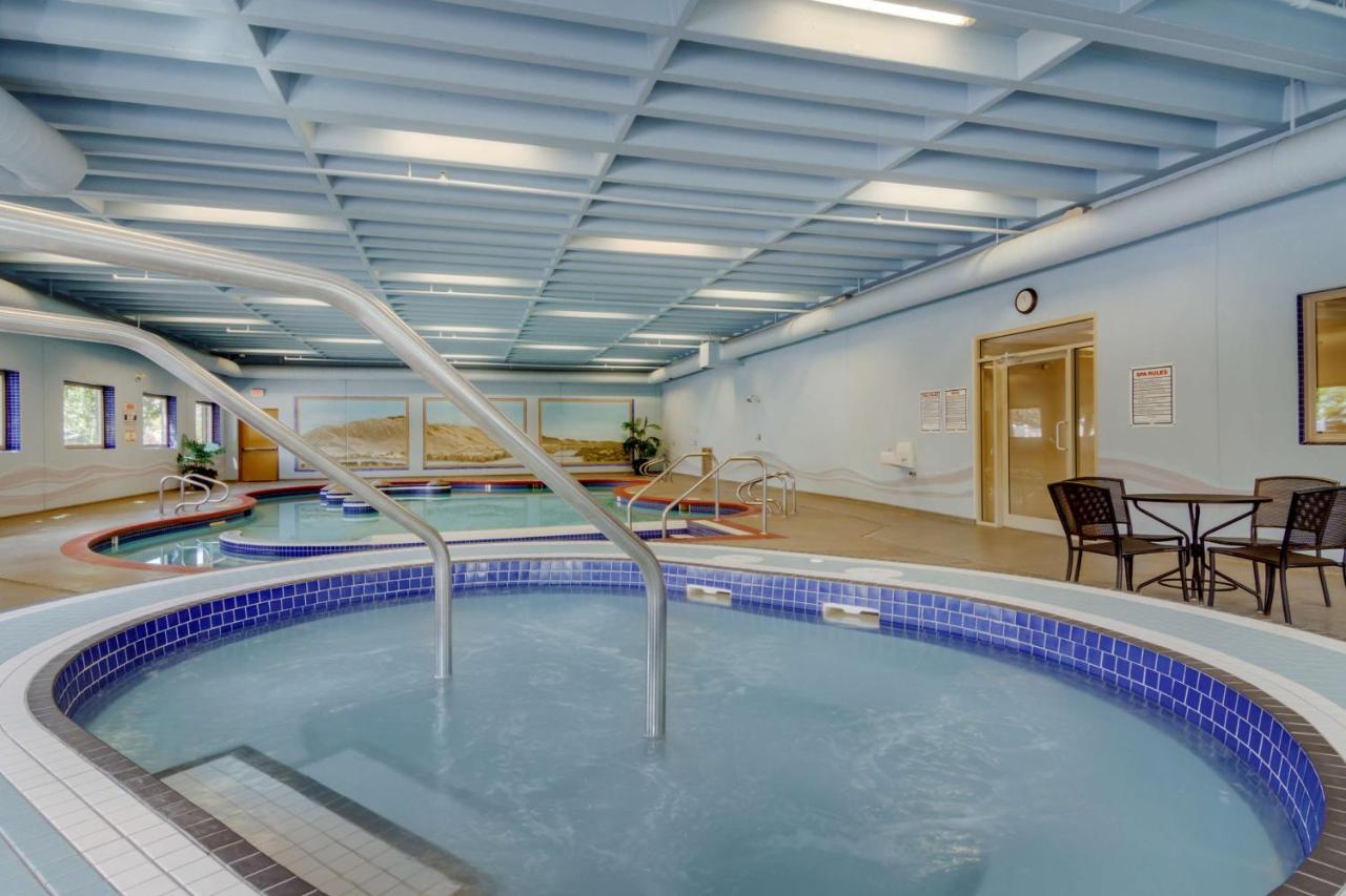 Best Western Plus Kamloops Hotel Buitenkant foto
